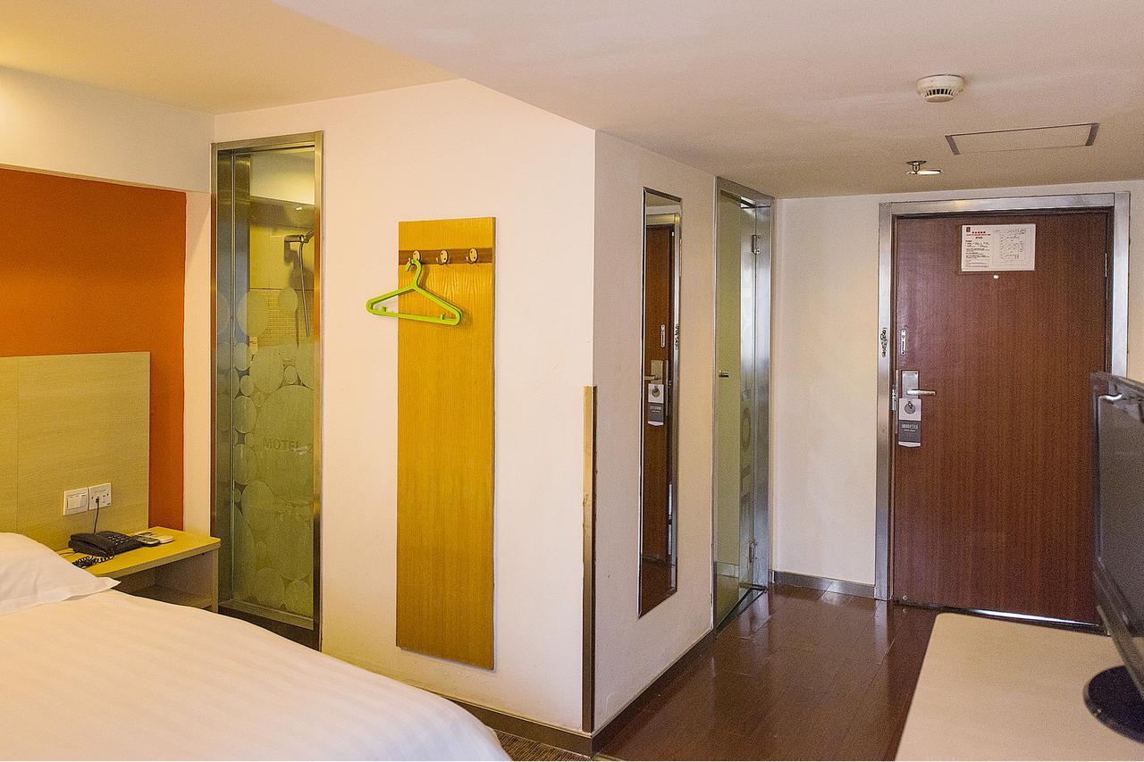 Motel Shanghai Pudong Avenue Yangpu Bridge Exterior photo