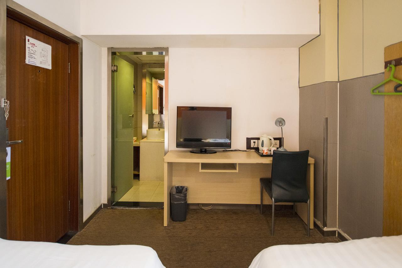Motel Shanghai Pudong Avenue Yangpu Bridge Exterior photo